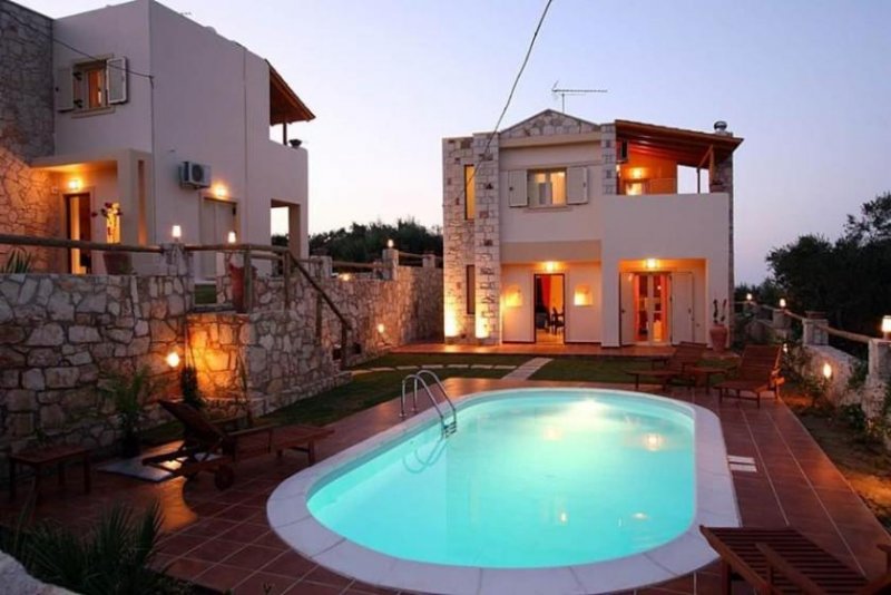 Spilia bei Kolymvari Kreta, Spilia: Drei schöne Villen in der grünsten Landschaft mit privaten Pools zu verkaufen Haus kaufen